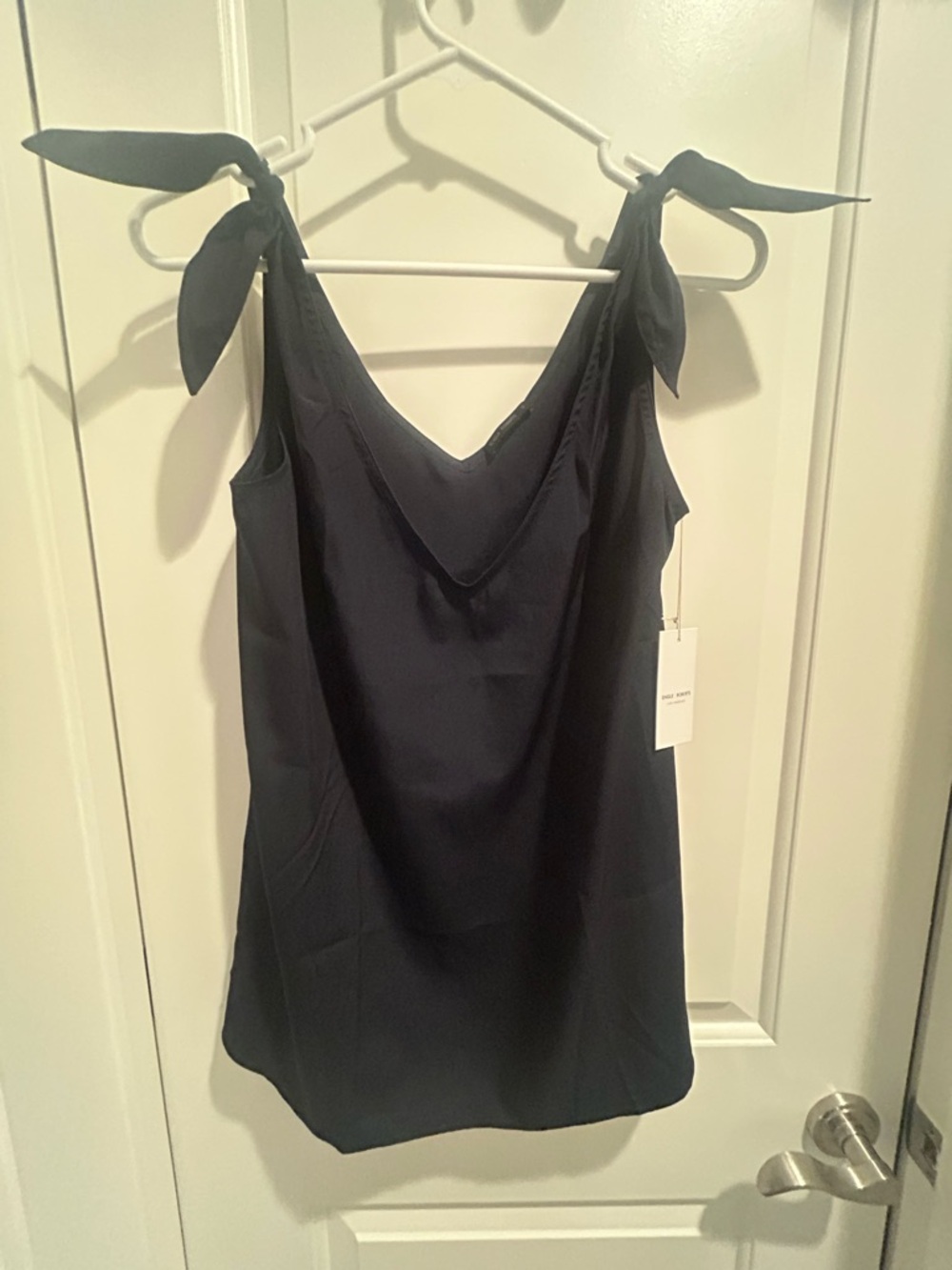 Tie-Shoulder Navy Women's Sleeveless V-Neck Top by Engle Roberts Small NWT